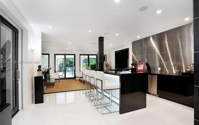 $20,000 | 6611 Leonardo Street, Coral Gables, FL 33146