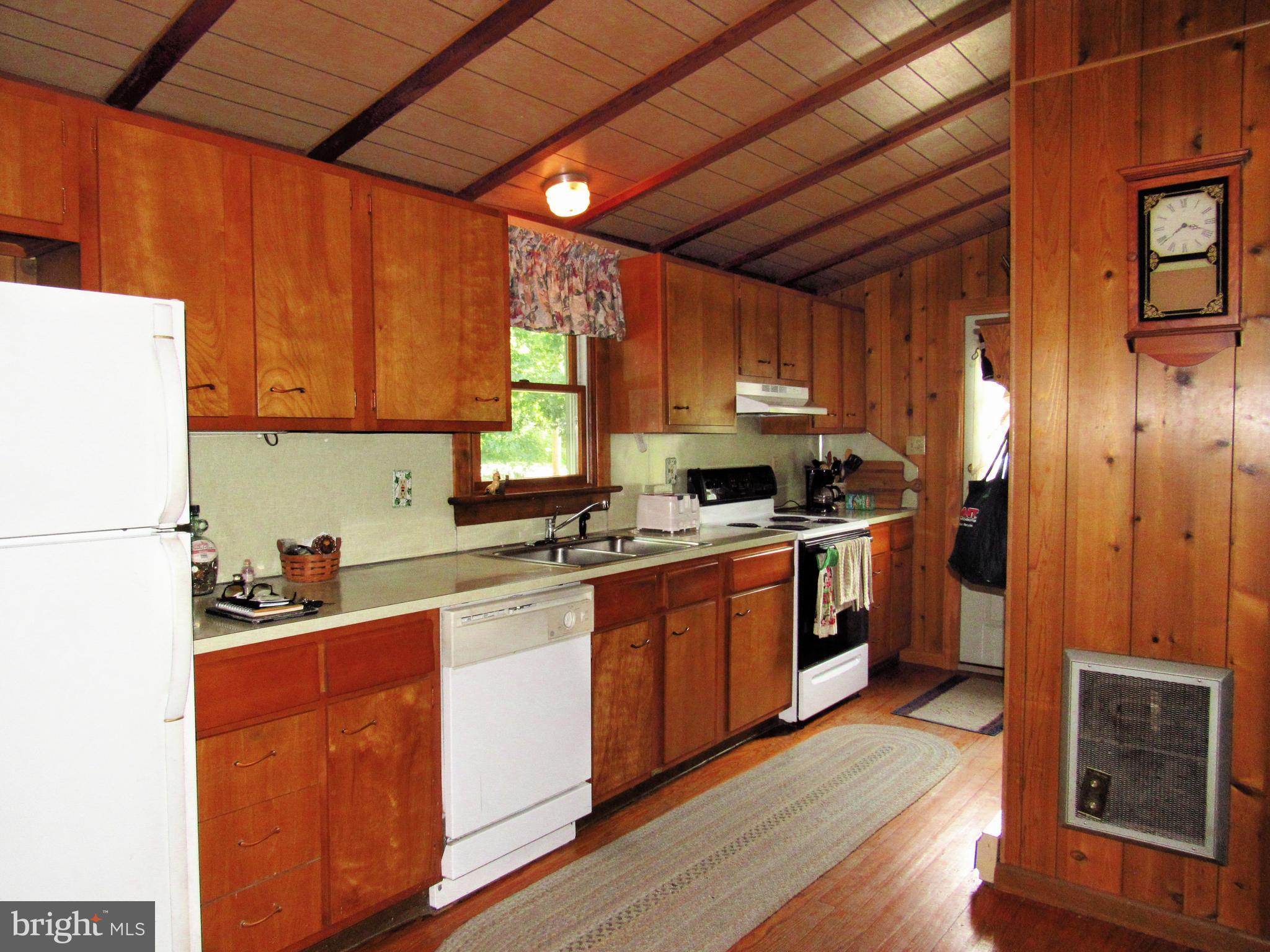 2015 Krammes Road Quakertown, PA 18951 - Photo 8 of 16