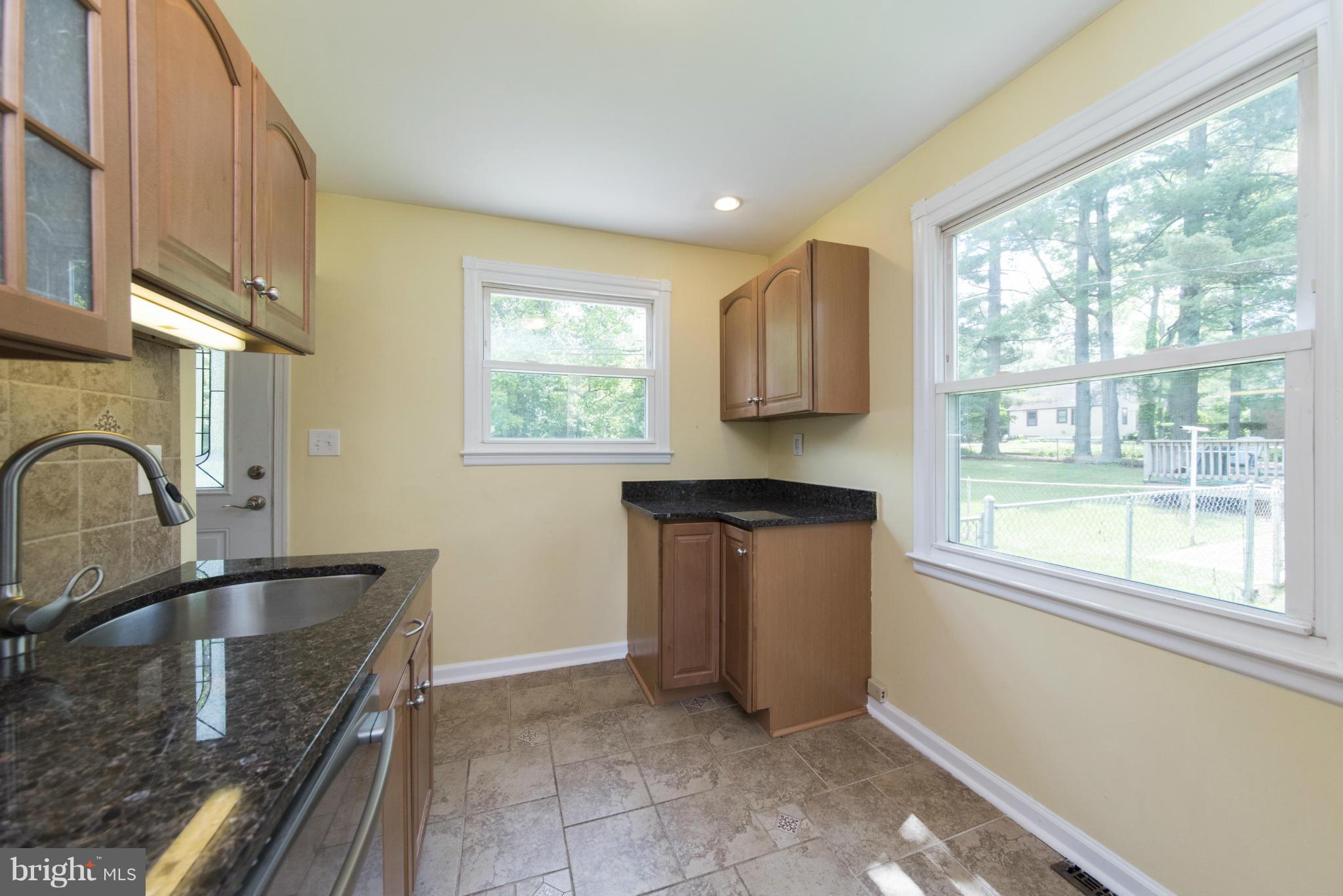 707 Templecliff Road Baltimore, MD 21208 - Photo 11 of 27 Kitchen