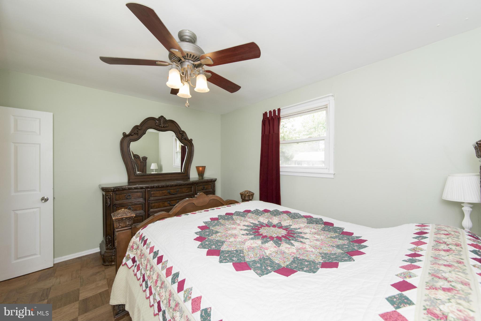 707 Templecliff Road Baltimore, MD 21208 - Photo 17 of 27 Bedroom