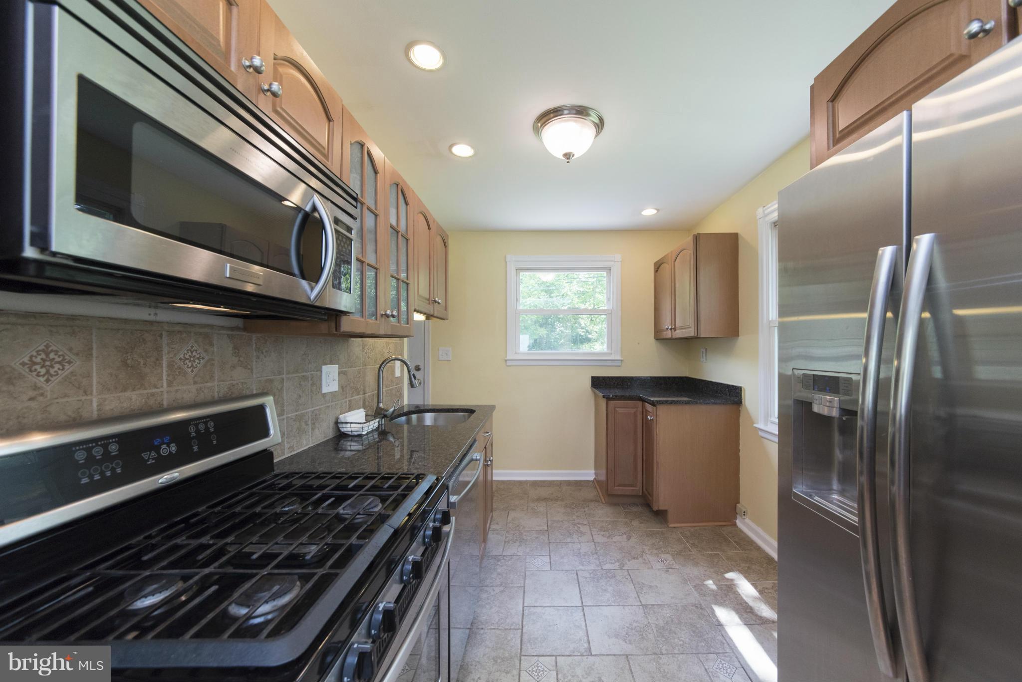 707 Templecliff Road Baltimore, MD 21208 - Photo 8 of 27 Kitchen