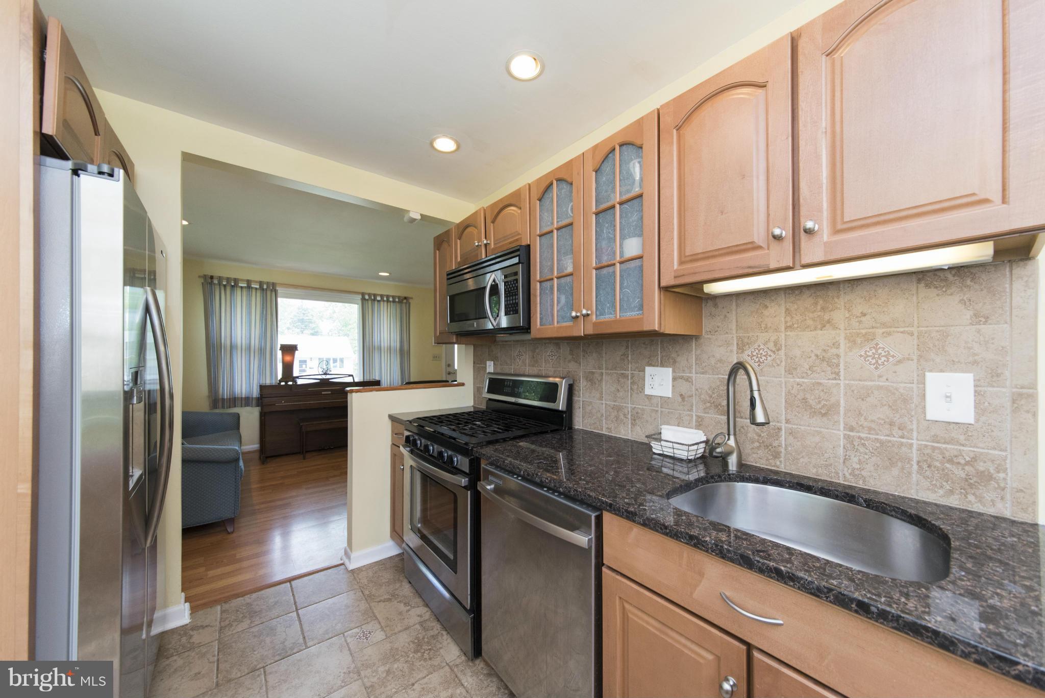 707 Templecliff Road Baltimore, MD 21208 - Photo 9 of 27 Kitchen