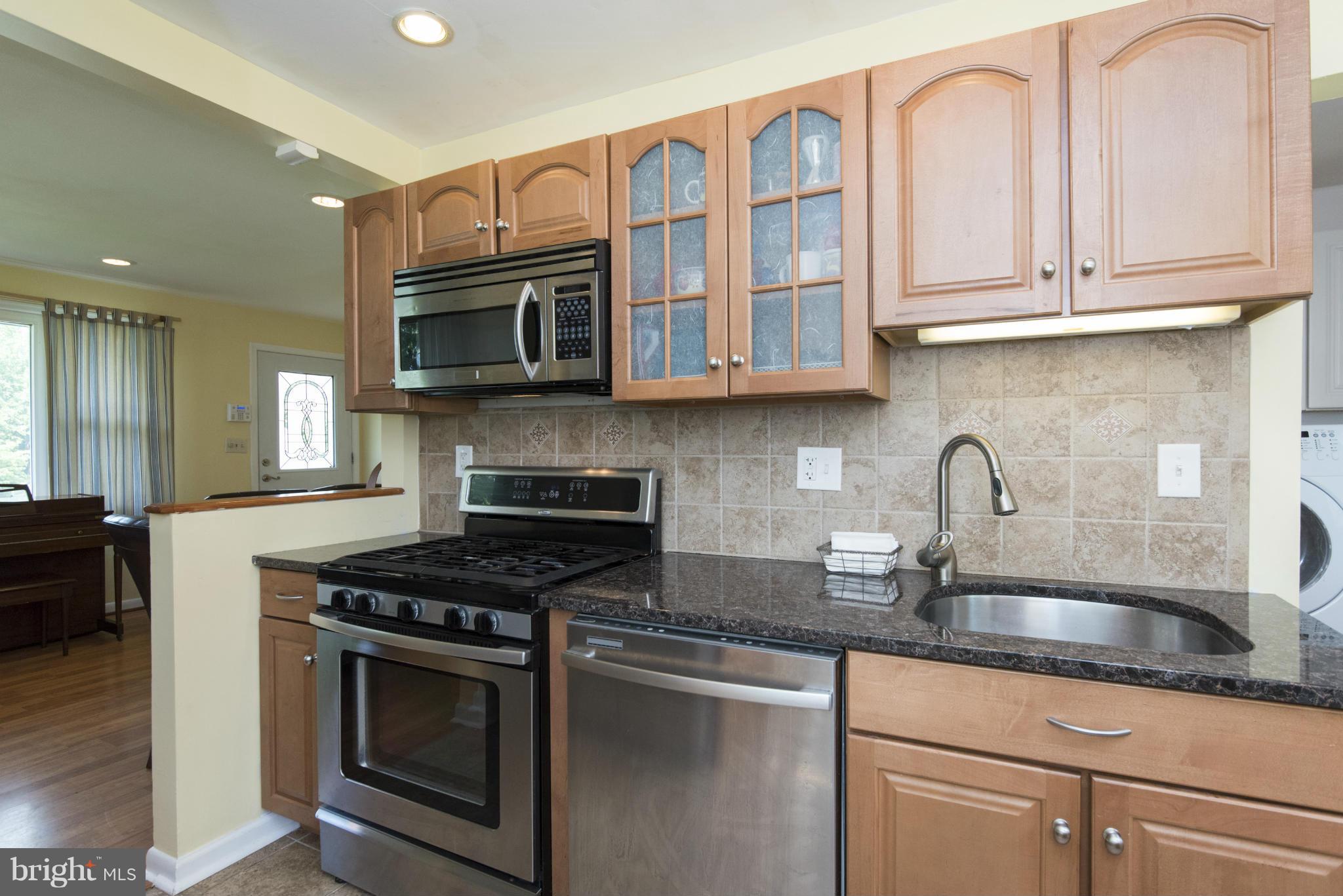 707 Templecliff Road Baltimore, MD 21208 - Photo 10 of 27 Kitchen