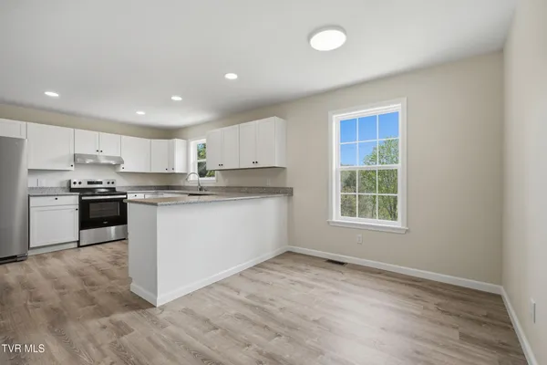 $239,999 | 79 Dorado Bottom Road, Castlewood, VA 24224