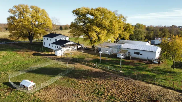 $399,900 | 10941 Bennington Pike, Vevay, IN 47043