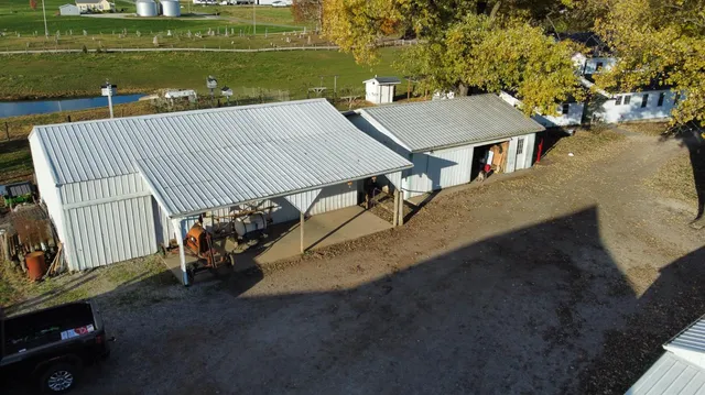 $399,900 | 10941 Bennington Pike, Vevay, IN 47043