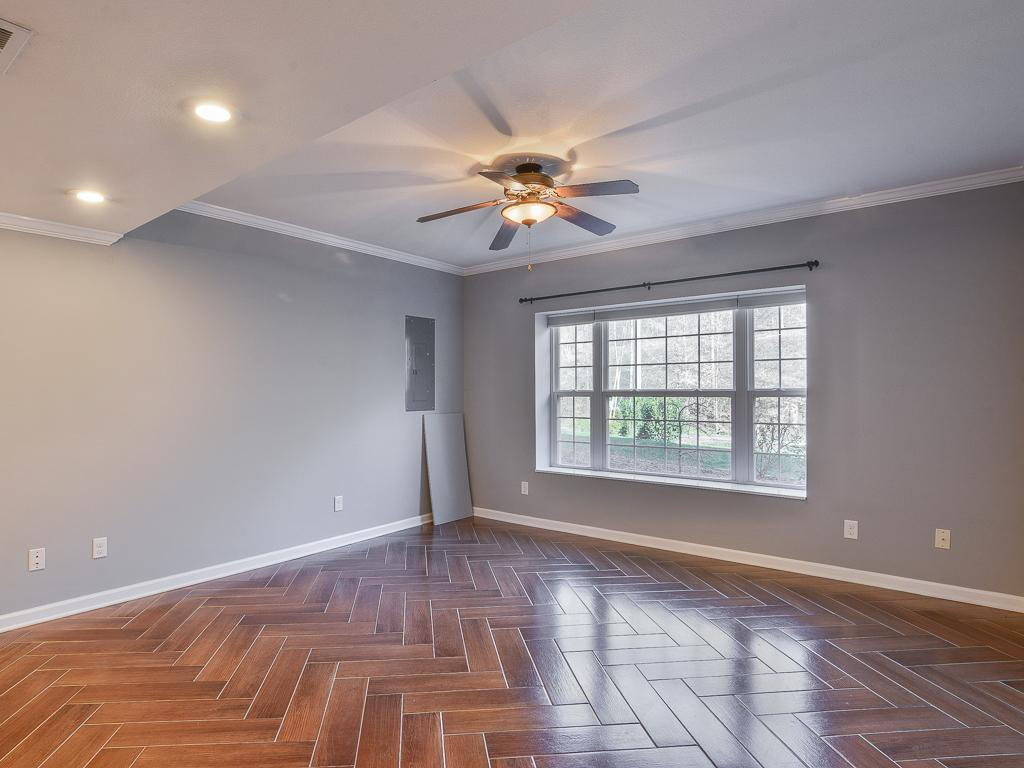 1005 Cherokee Road Johnson City, TN 37604 - Photo 22 of 35 Photo 22