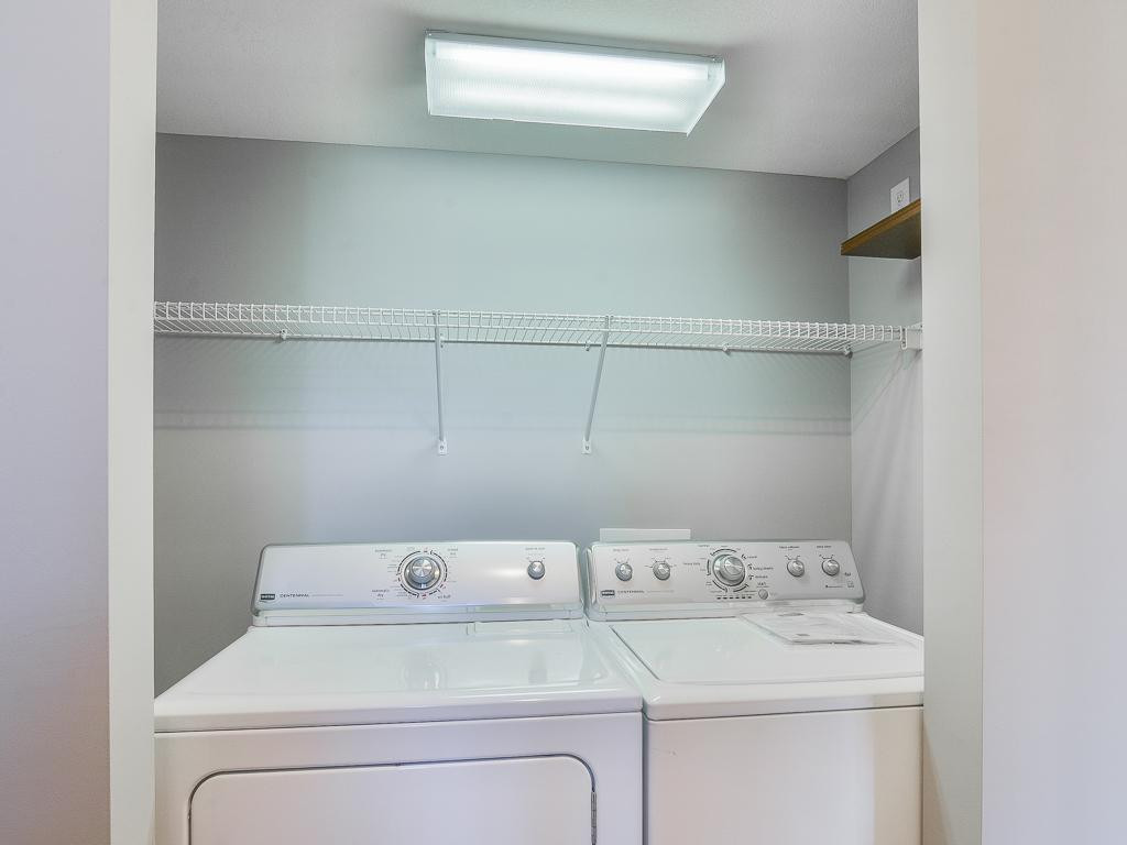1005 Cherokee Road Johnson City, TN 37604 - Photo 30 of 35 Washer and Dryer