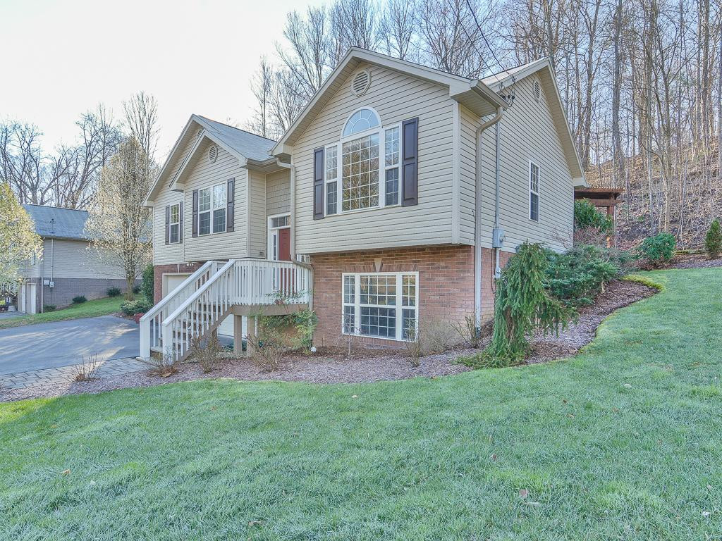 1005 Cherokee Road Johnson City, TN 37604 - Photo 3 of 35 Photo 3