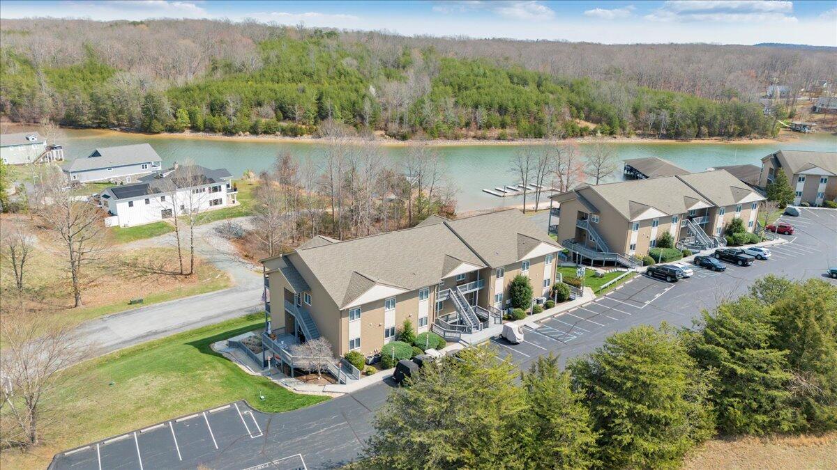 1209 Mariners Way, Unit 66 Huddleston, VA 24104 - Photo 1 of 34 44-DJI_20260313125128_0003_D