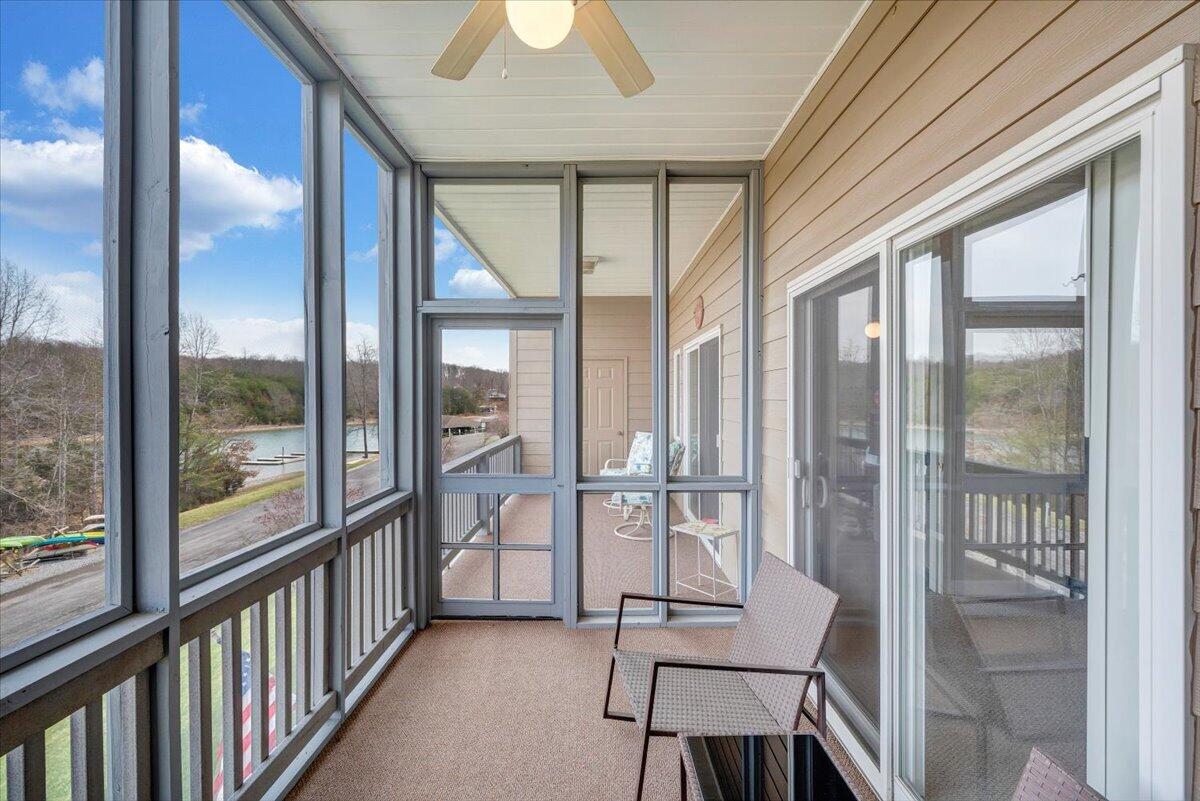 1209 Mariners Way, Unit 66 Huddleston, VA 24104 - Photo 16 of 34 27-MIB06790