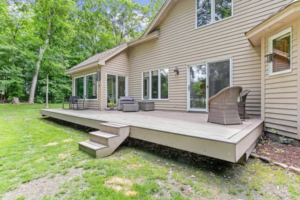 $899,200 | 5540 Timber Trail, Maple Plain, MN 55359