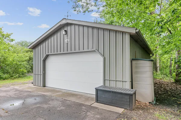 $899,200 | 5540 Timber Trail, Maple Plain, MN 55359