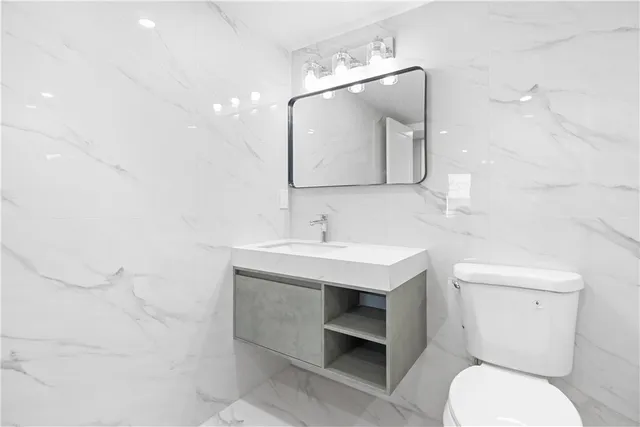 $269,999 | 1143 Hartford Avenue, Unit 4C, Johnston, RI 02919