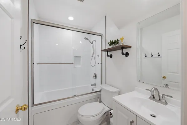 $739,999 | 173 Harpstone Lane, Unit 158, Simi Valley, CA 93065