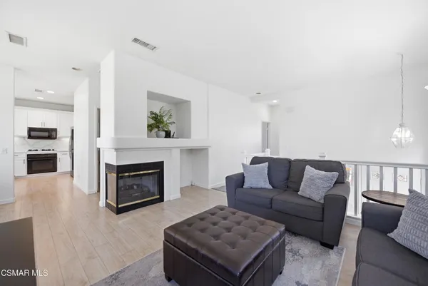 $739,999 | 173 Harpstone Lane, Unit 158, Simi Valley, CA 93065