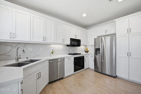 $739,999 | 173 Harpstone Lane, Unit 158, Simi Valley, CA 93065