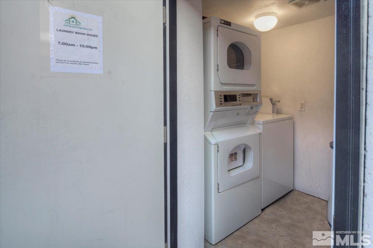 485 East 7th Street Reno, NV 89512 - Photo 31 of 31 a utility room with washer and dryer
