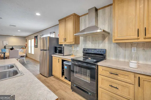 $214,900 | 3069 Mineral Springs Road, Waynesville, GA 31566