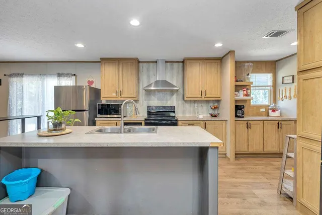 $214,900 | 3069 Mineral Springs Road, Waynesville, GA 31566