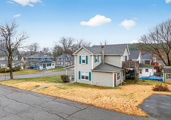 $314,900 | 18 Holbrook Street, Palmer, MA 01069