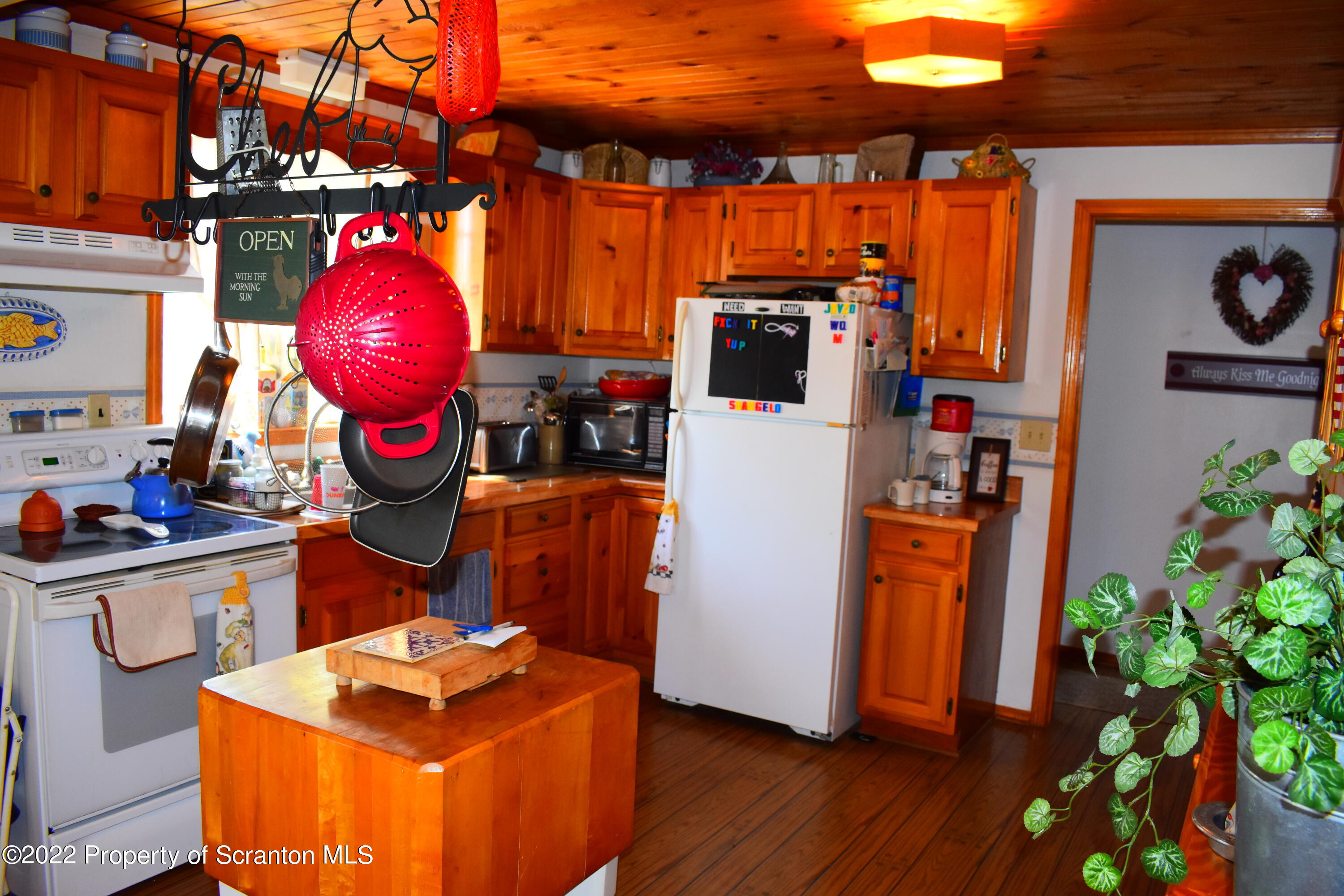 437 Cottage Road New Milford, PA 18834 - Photo 7 of 48 Gallery Image 7