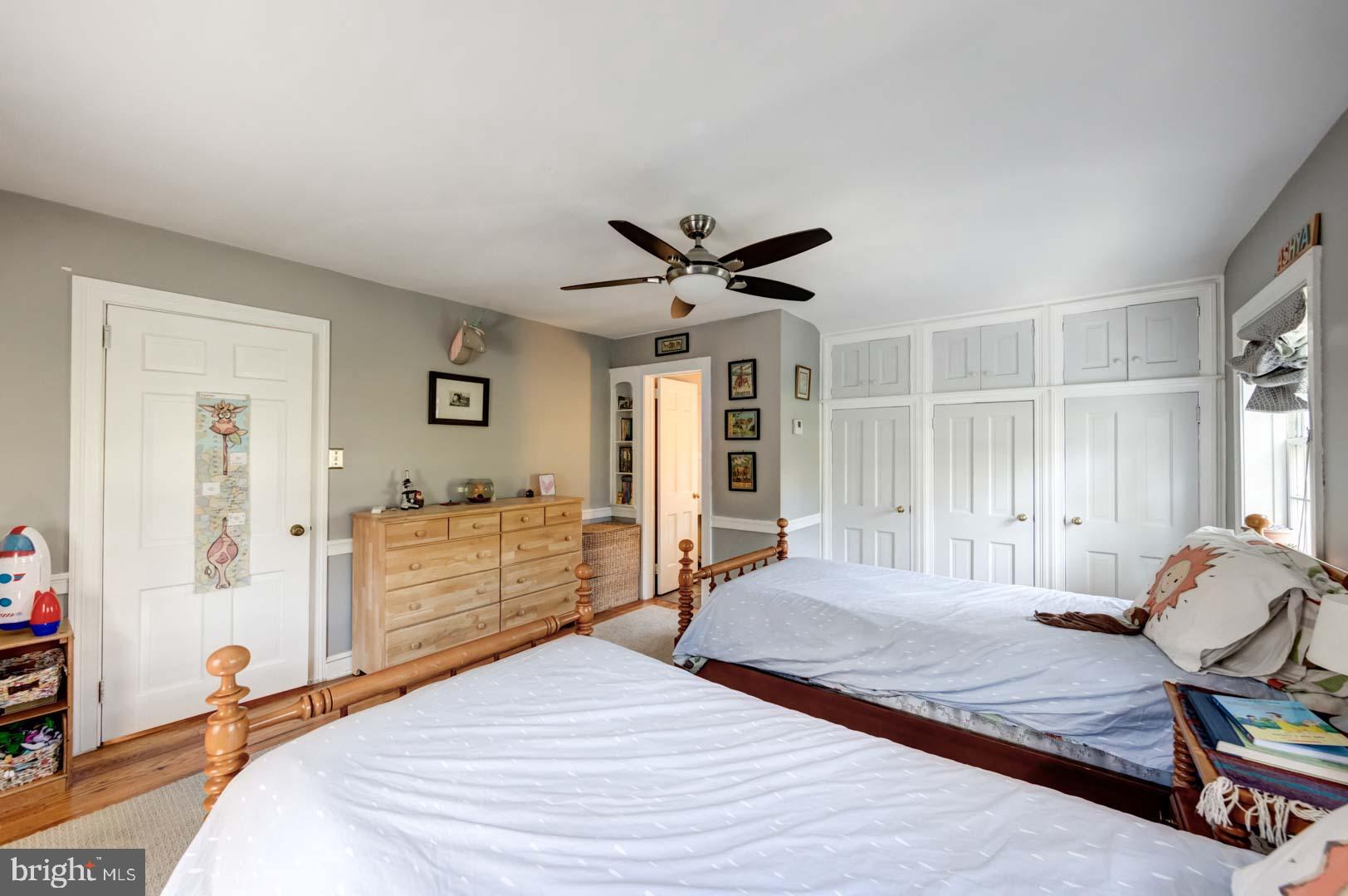 108 Hilltop Road Philadelphia, PA 19118 - Photo 12 of 26 Gallery Image 12