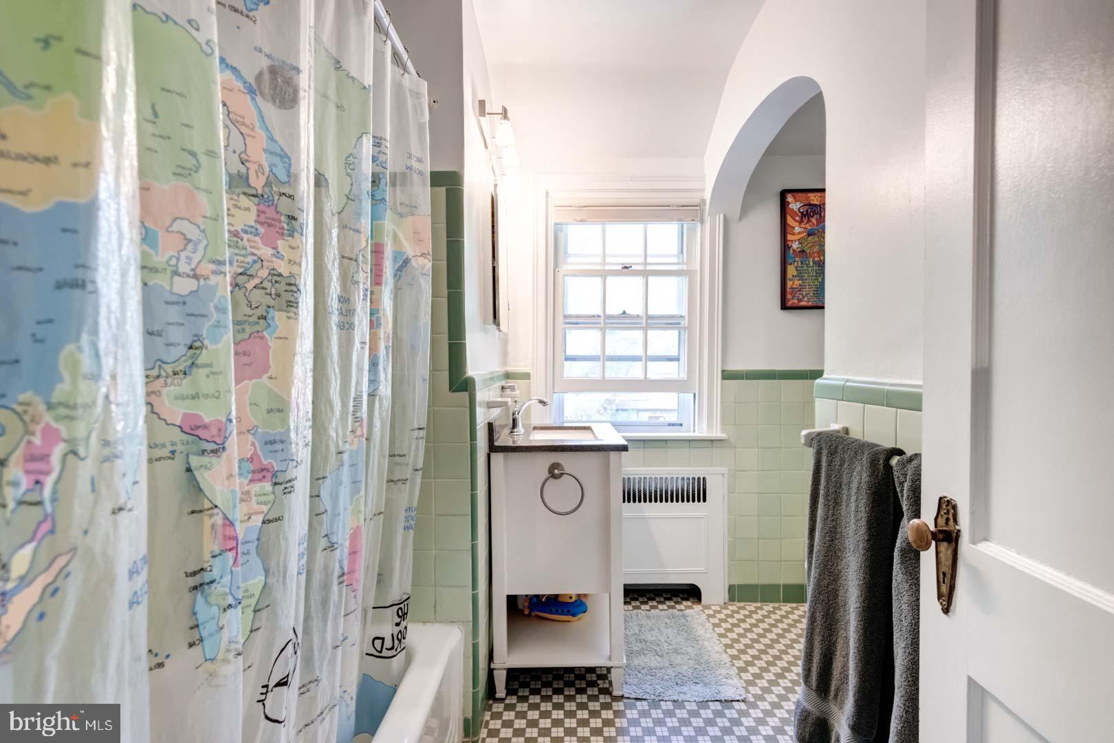 108 Hilltop Road Philadelphia, PA 19118 - Photo 15 of 26 Gallery Image 15