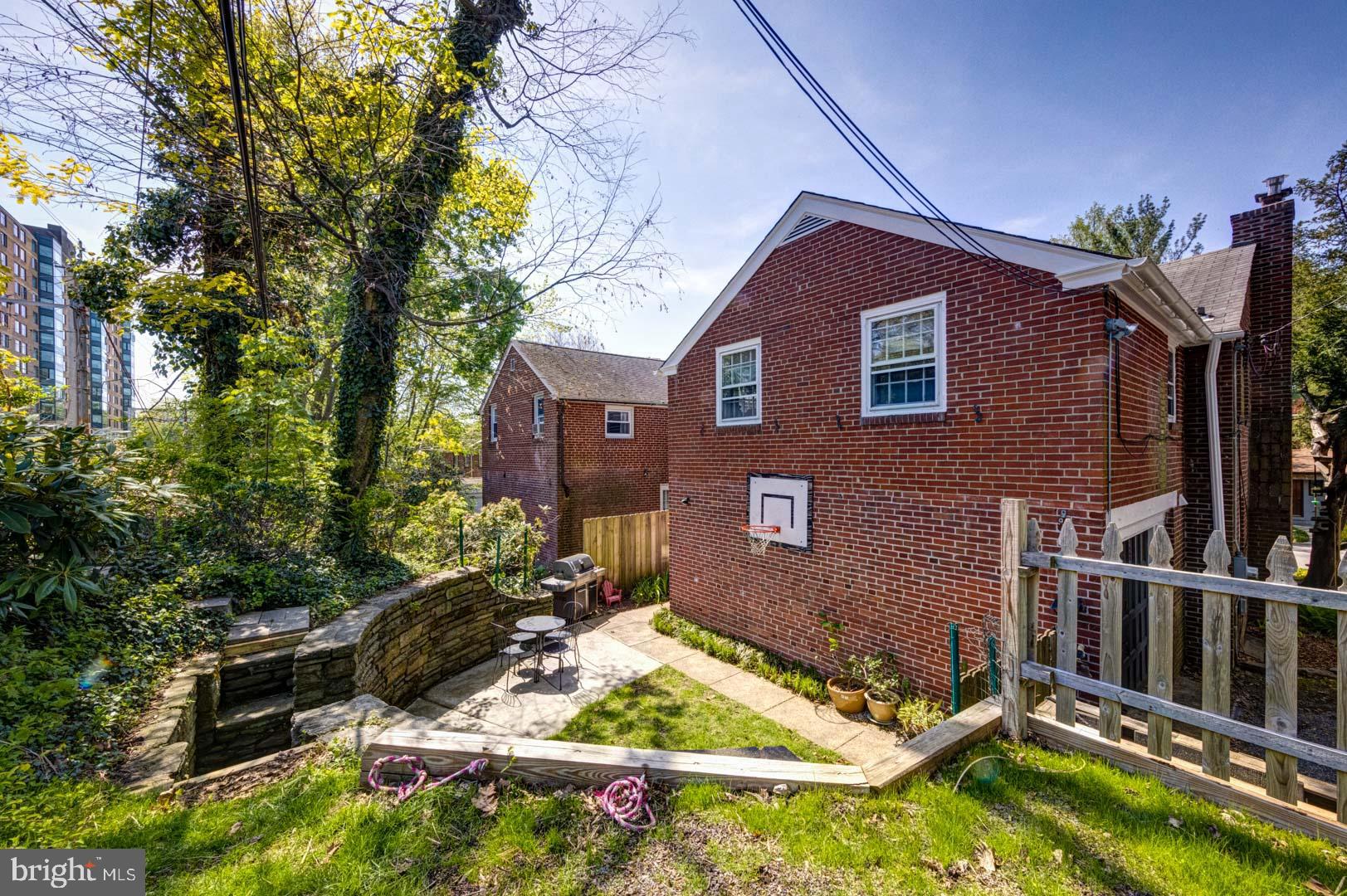 108 Hilltop Road Philadelphia, PA 19118 - Photo 24 of 26 Gallery Image 24