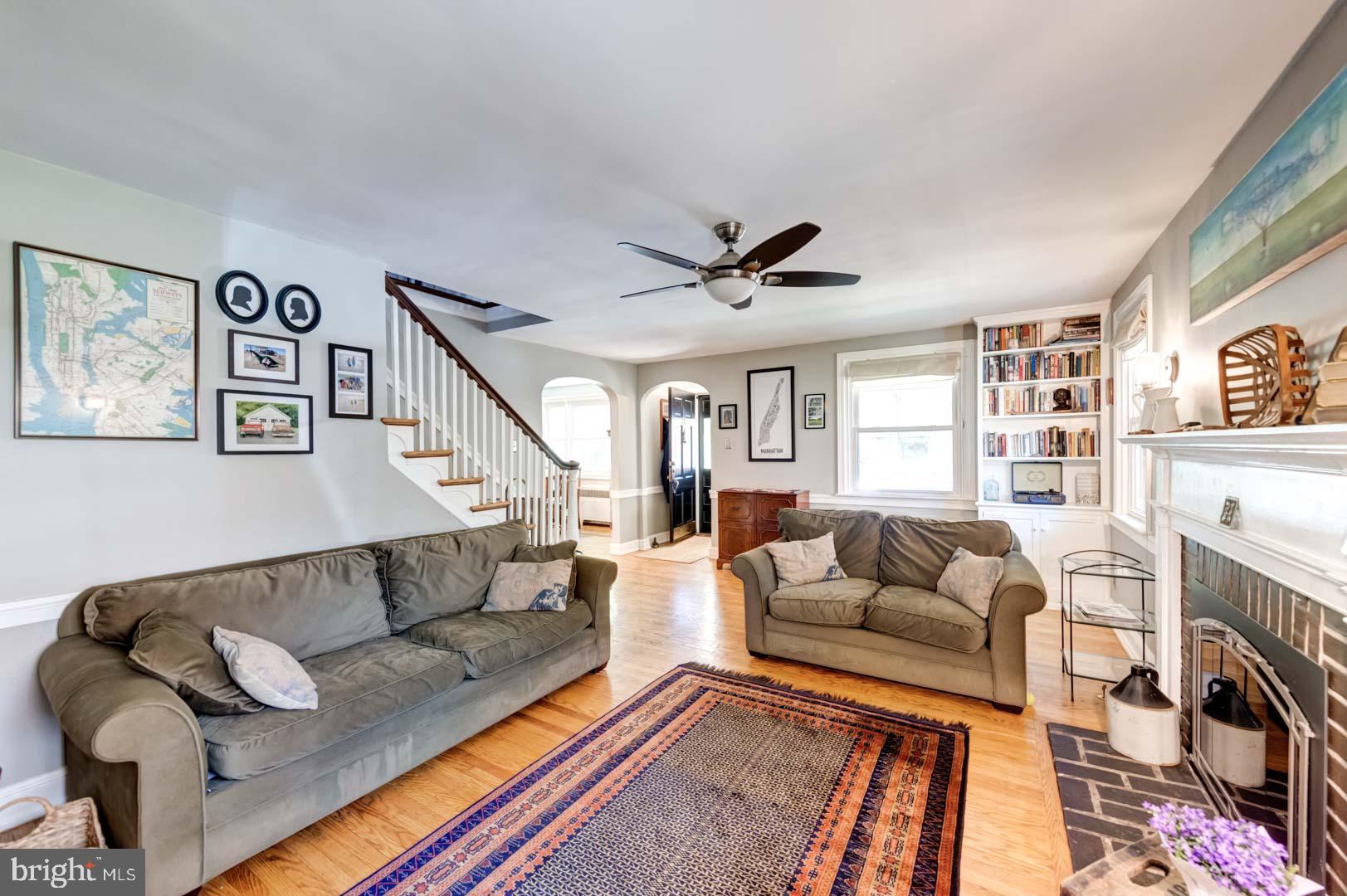 108 Hilltop Road Philadelphia, PA 19118 - Photo 5 of 26 Gallery Image 5