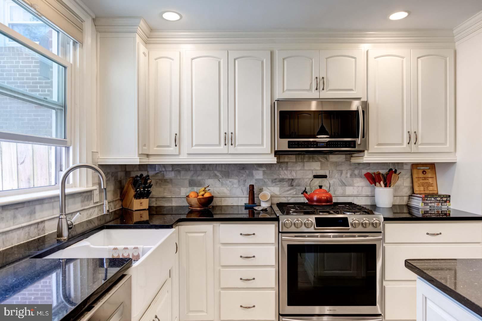 108 Hilltop Road Philadelphia, PA 19118 - Photo 7 of 26 Gallery Image 7