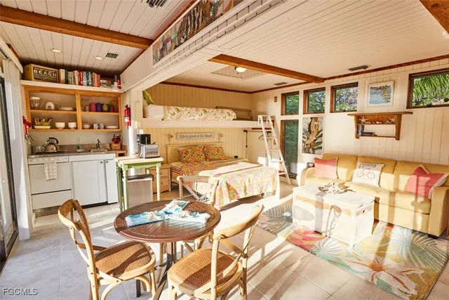 $3,250,000 | 17170 Captiva Drive, Captiva, FL 33924