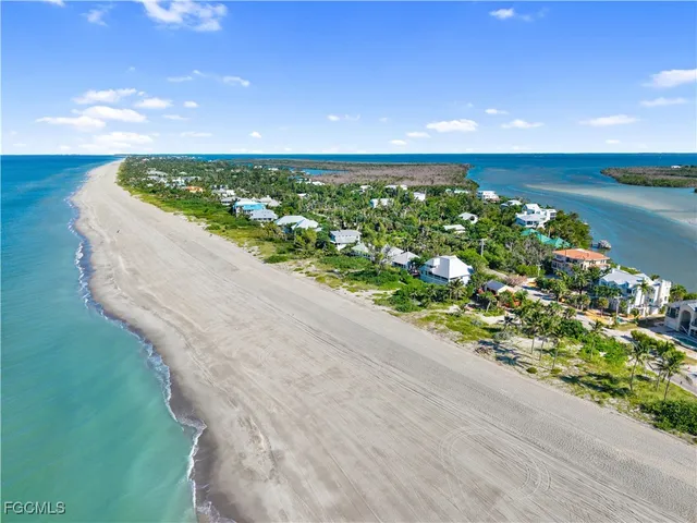 $3,250,000 | 17170 Captiva Drive, Captiva, FL 33924