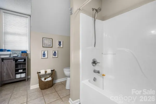 $389,500 | 104 Buck Shoals Circle, Hudson, NC 28638