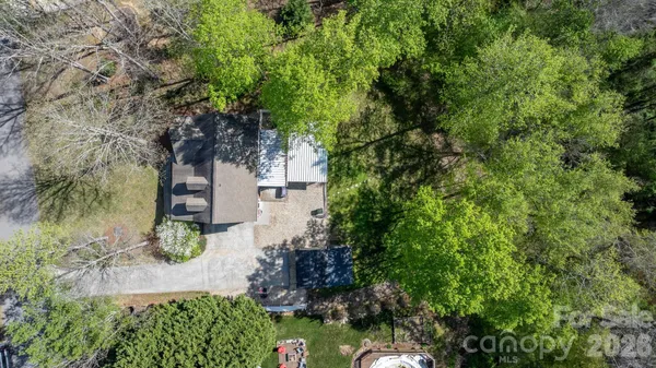 $389,500 | 104 Buck Shoals Circle, Hudson, NC 28638