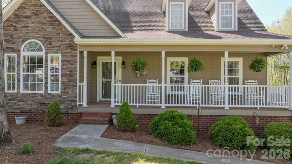 $389,500 | 104 Buck Shoals Circle, Hudson, NC 28638