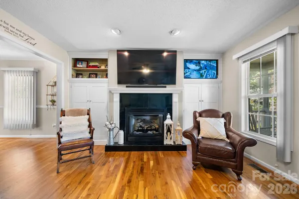 $389,500 | 104 Buck Shoals Circle, Hudson, NC 28638