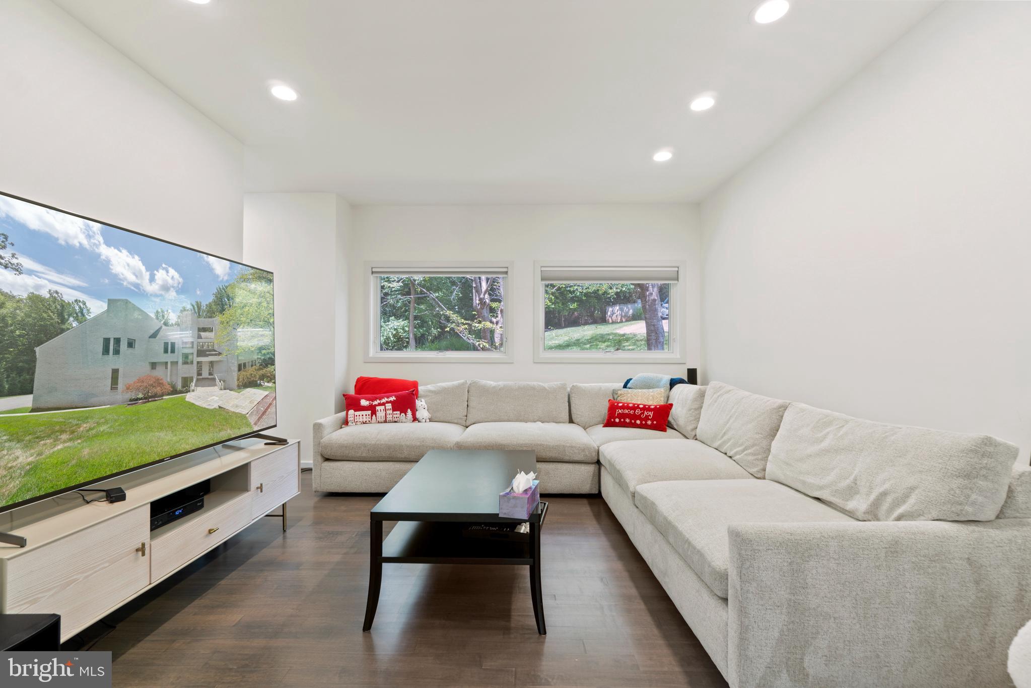 7545 Potomac Fall Road McLean, VA 22102 - Photo 12 of 56 TV/multi purpose room