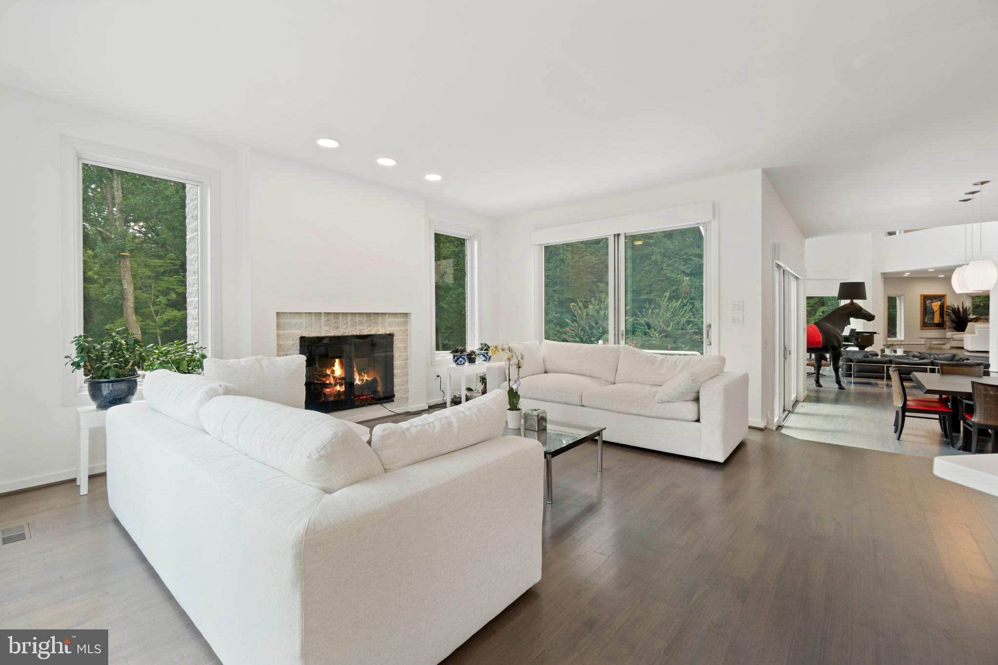 7545 Potomac Fall Road McLean, VA 22102 - Photo 20 of 56 Family room off of kitchen