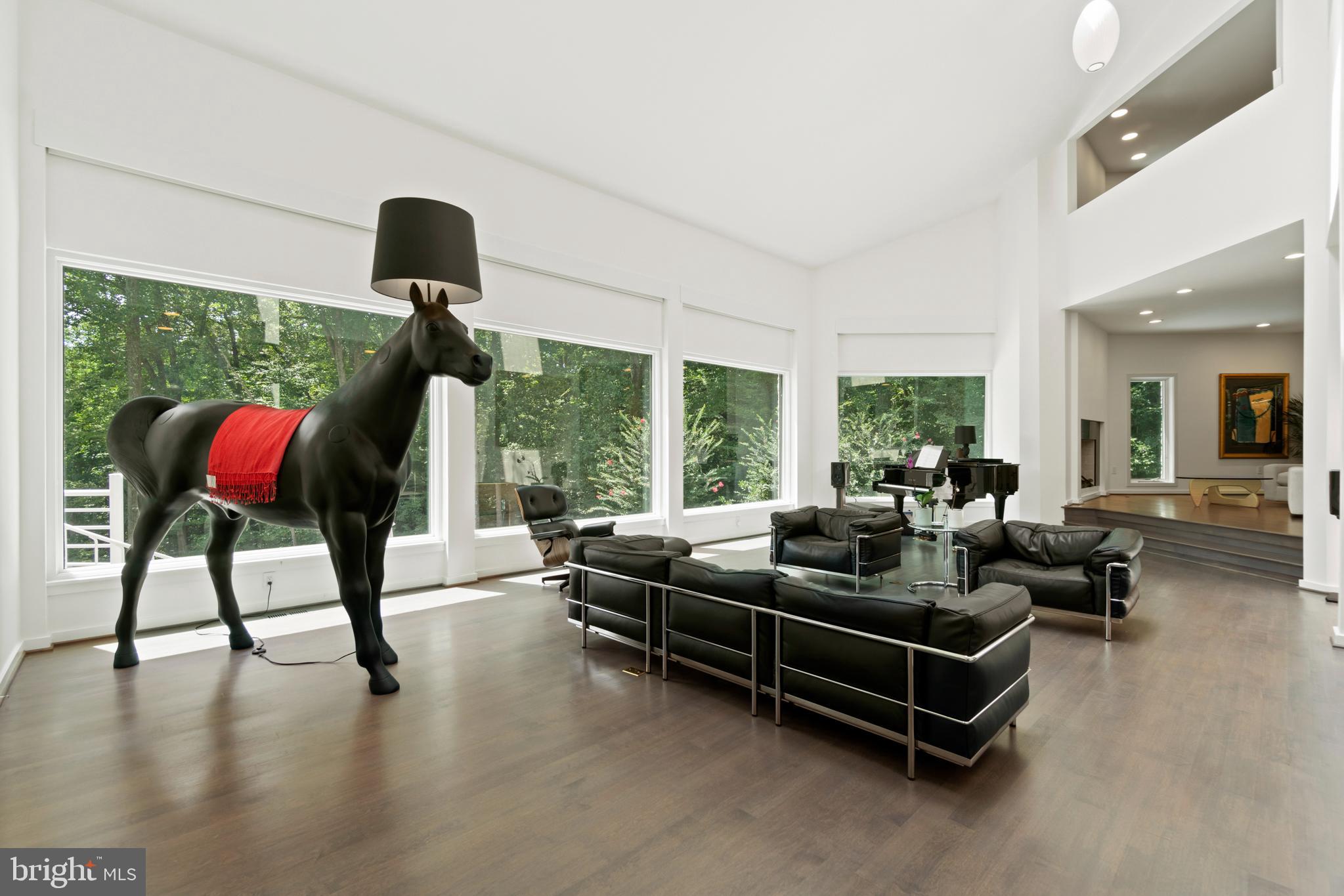 7545 Potomac Fall Road McLean, VA 22102 - Photo 2 of 56 Living Room from entry