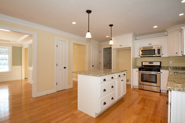 68 Horse Pond Road Shirley, MA 01464 - Photo 6 of 30 Gallery Image 6