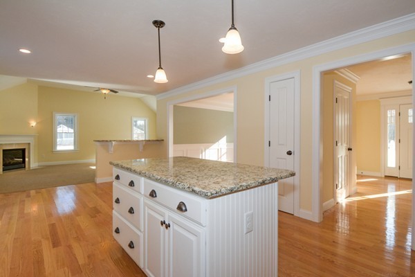 68 Horse Pond Road Shirley, MA 01464 - Photo 7 of 30 Gallery Image 7