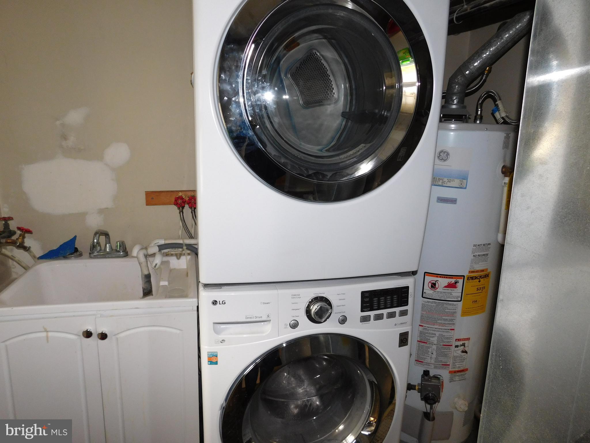 348 Independence Boulevard Lawnside, NJ 08045 - Photo 28 of 33 laundry area