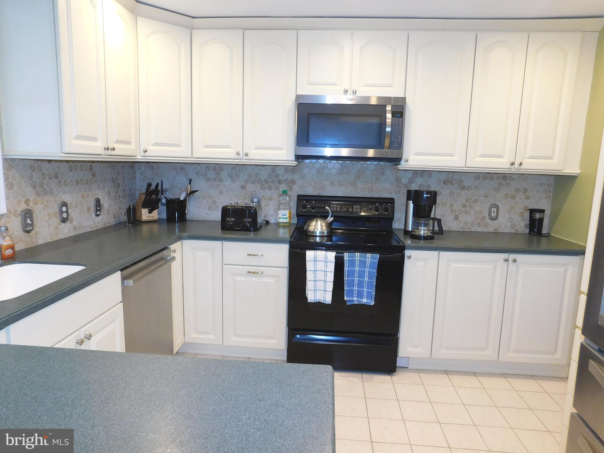348 Independence Boulevard Lawnside, NJ 08045 - Photo 7 of 33 full kitchen