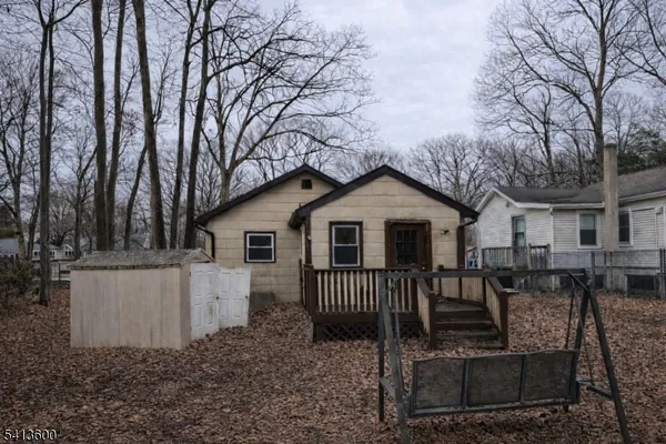 $230,000 | 329 Elmira Trail, Hopatcong, NJ 07843