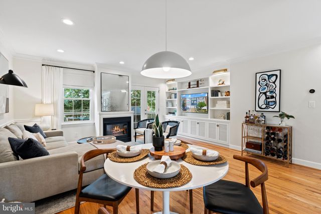 $825,000 | 39 Herbert Street, Alexandria, VA 22305