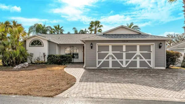 $388,600 | 7719 Landsdowne Lane, New Port Richey, FL 34654