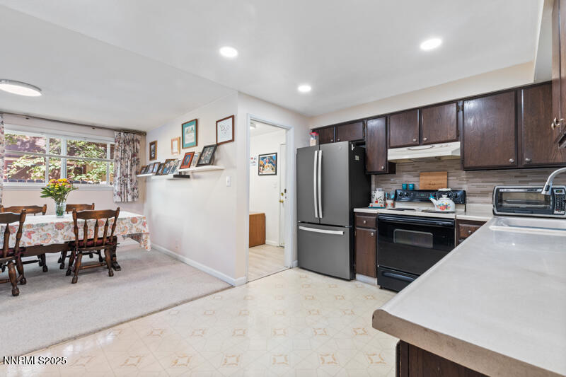 4385 Valdez Way Reno, NV 89502 - Photo 8 of 22 4385 Valdez Way (8 of 22)