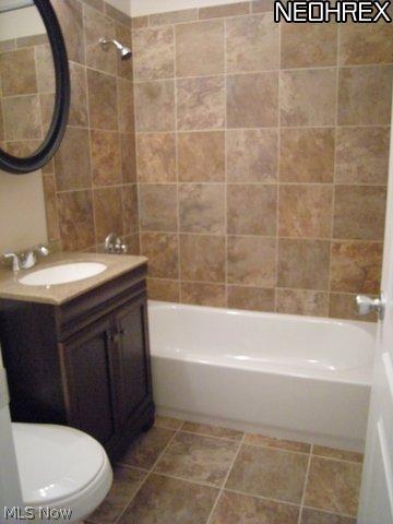 6034 Randy Road Bedford, OH 44146 - Photo 3 of 4