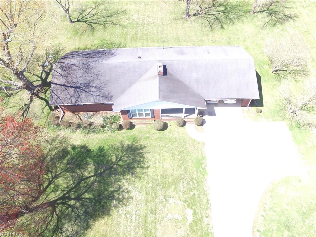 1119 Farmington Road Mocksville, NC 27028 - Photo 4 of 18 Gallery Image 4